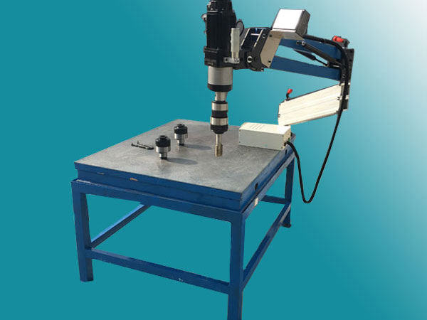 <b>數(shù)控攻絲機M24-M48</b>