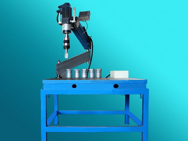 <b>數(shù)控攻絲機M6-M24</b>