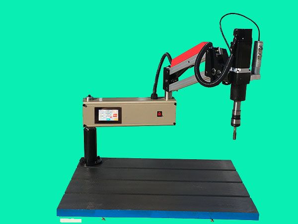 <b>數(shù)控攻絲機M8-M27</b>