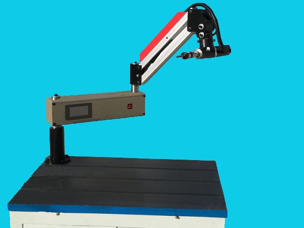 <b>萬向攻絲機(jī)M12-M30</b>